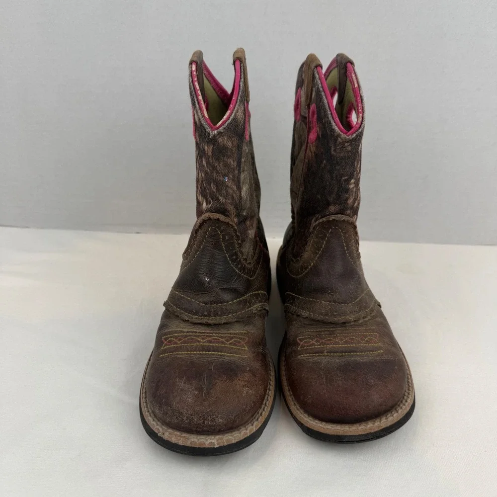 Ariat fatbaby western